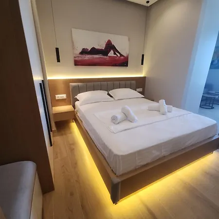 Vistamare Luxury *